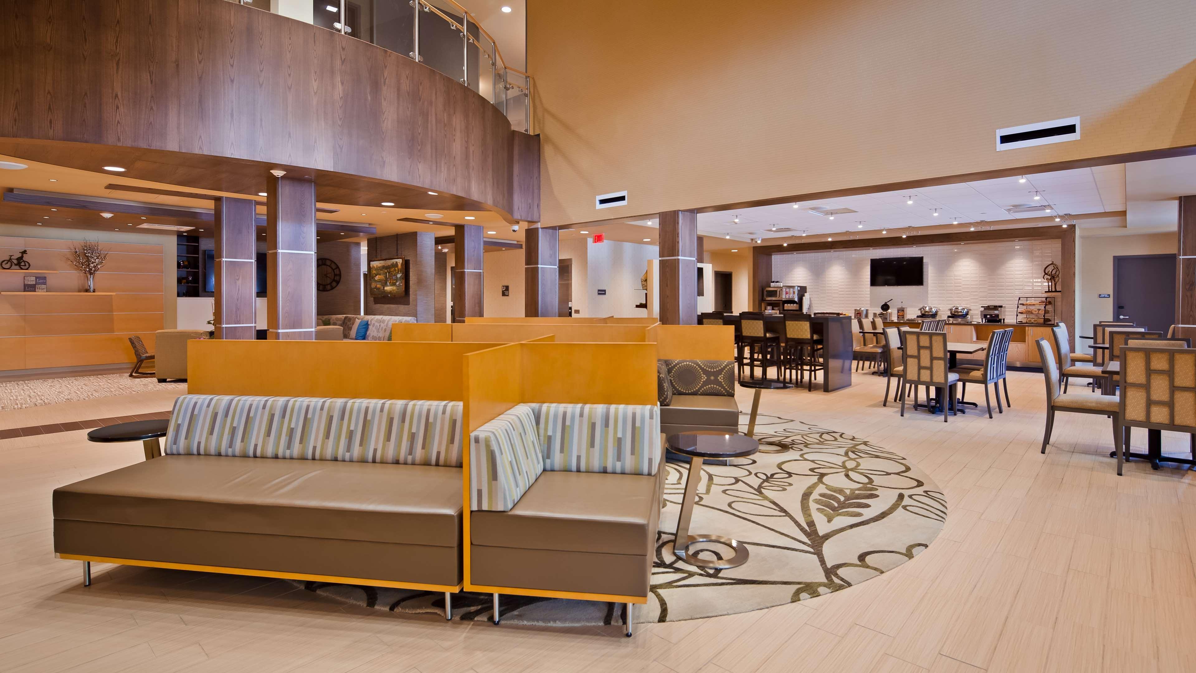 Best Western Plus Franciscan Square Inn & Suites Steubenville Luaran gambar