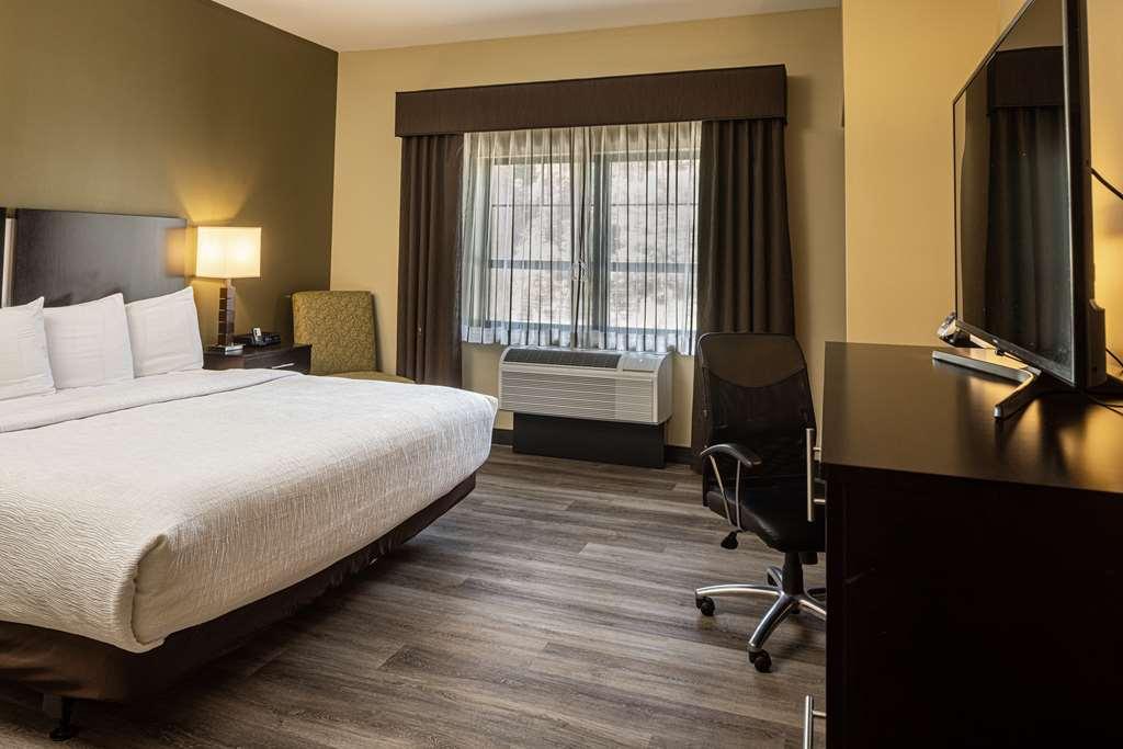 Best Western Plus Franciscan Square Inn & Suites Steubenville Bilik gambar
