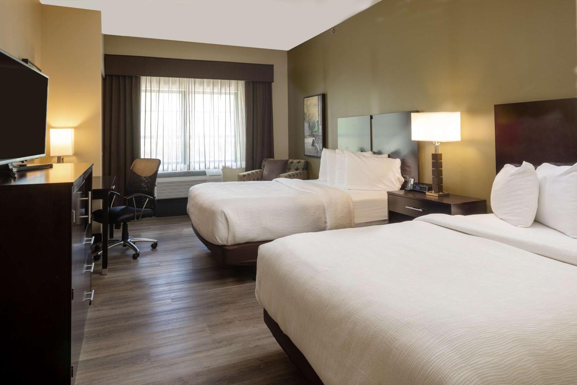 Best Western Plus Franciscan Square Inn & Suites Steubenville Luaran gambar