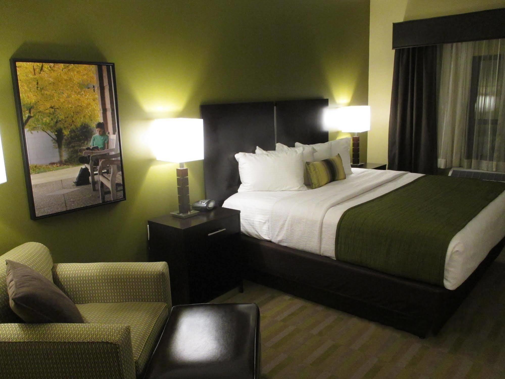 Best Western Plus Franciscan Square Inn & Suites Steubenville Luaran gambar